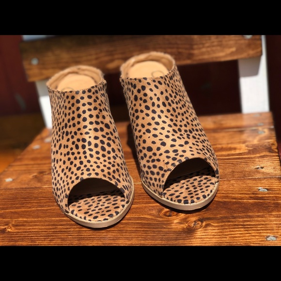 𝓢𝓹𝓸𝓽𝓼 𝓼𝓸 𝓬𝓱𝓲𝓬 - Picture 4 of 5